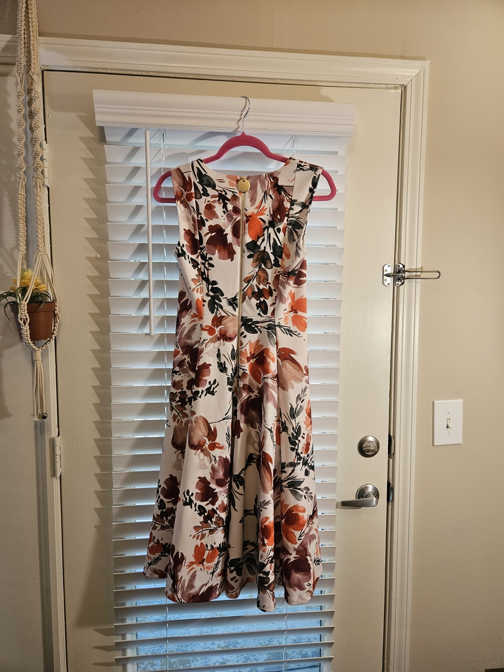 Calvin Klein Floral Fit & Flare Midi Dress Sleeveless Cream Orange Size 4 - Picture 5 of 9
